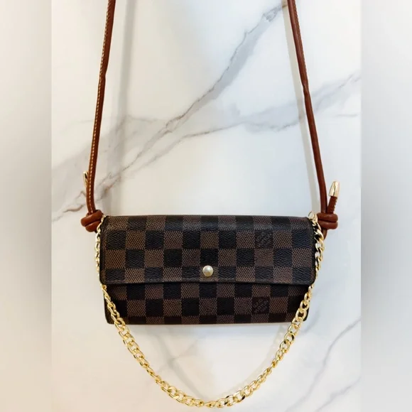 Excellent Louis Vuitton Damier Ebene Sarah wallet with strap - Picture 3 of 15